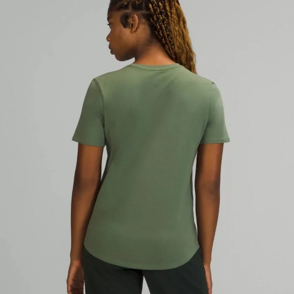 NWT Lululemon Athletica Love Crew Short Sleeve T-Shirt - Picture 2 of 7